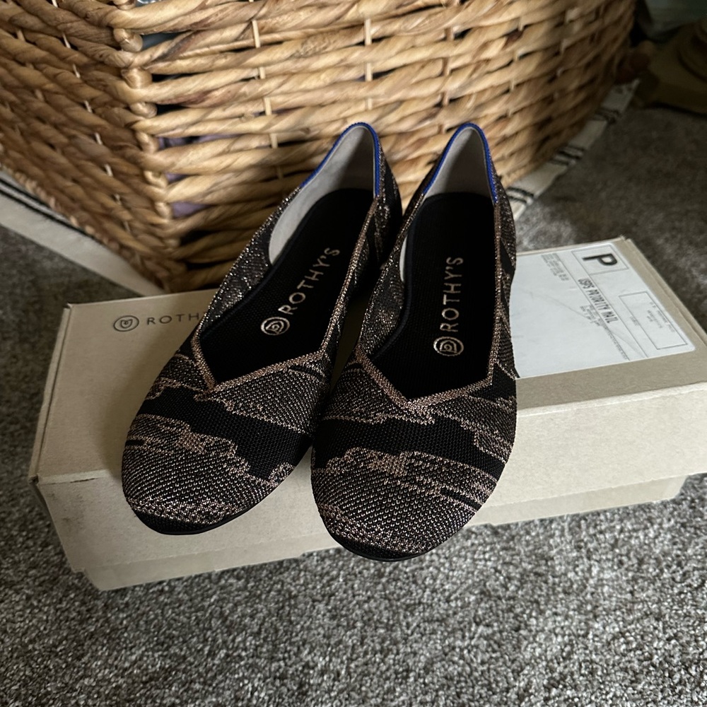 Brand new Rothys